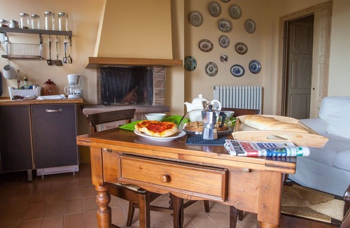 Fossombrone Apartment | Beautiful apartment for 3 people with WIFI, A/C, pool, TV and pets allowed