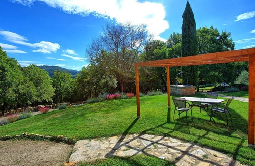 Simignano Apartment | Beautiful apartment for 3 guests with WIFI, pool, TV and pets allowed
