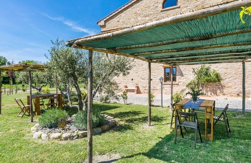 Guardistallo Apartment | Beautiful apartment for 4 guests with WIFI, pool, A/C, patio and pets allowed
