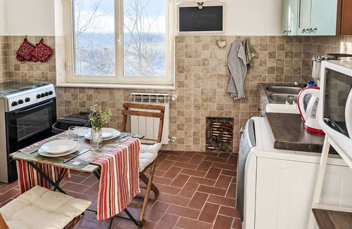 Montoro Apartment | Beautiful apartment for 4 guests with A/C, WIFI, TV, patio and pets allowed
