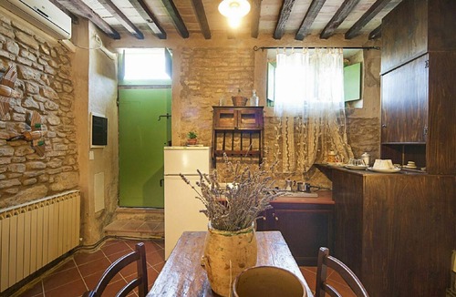 Granarola Apartment | Beautiful apartment for 2 guests with A/C, pool, WIFI, TV, patio and pets allowed