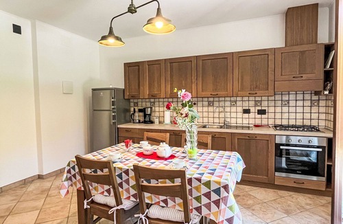 Savona Apartment | Beautiful apartment for 5 guests with WIFI, TV, patio, pets allowed and panoramic view