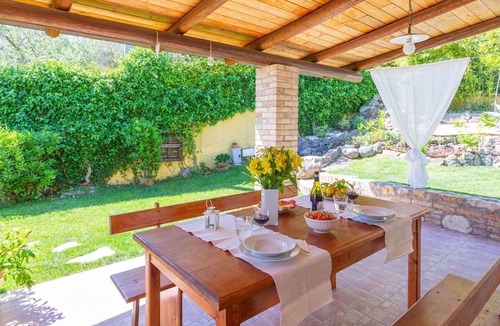 Lanciano House | Beautiful apartment in villa for 3 people with A/C, WIFI, TV, terrace and parking