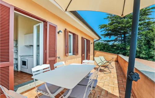 Capranica Apartment | Beautiful Apartment In Capranica Vt With Wifi