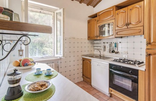 Urbino Villa | Beautiful apartment in villa for 5 guests with WIFI, pool, TV and panoramic view, close to Urbino