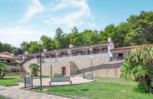 Pugnochiuso Apartment | Beautiful apartment in warm ambience not far from the coast.