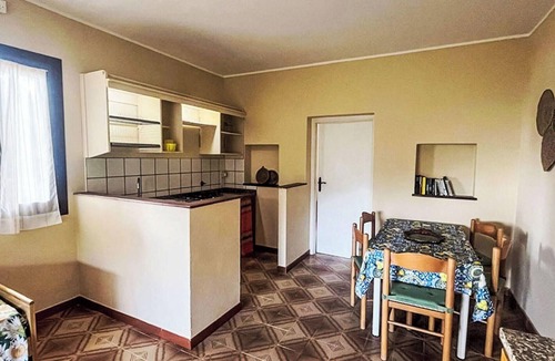 Madonna delle Grazie House | Beautiful apartment in villa for 6 guests with A/C, WIFI, TV, terrace and pets allowed