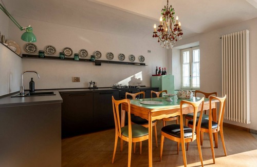 Cortazzone House | Beautiful apartment in villa for 2 guests with pool, TV, terrace and panoramic view