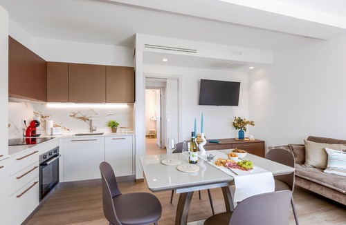 Marcelli Apartment | Beautiful apartment with pool, WIFI, A/C, TV and panoramic view, close to Porto Recanati