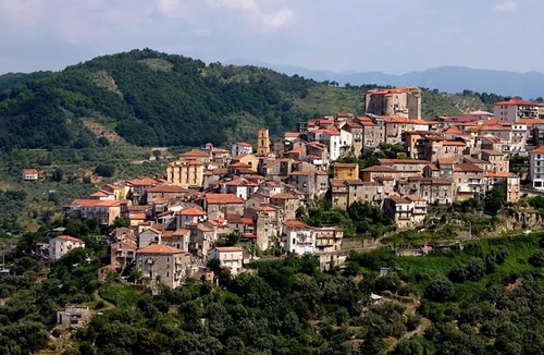Laureana Cilento Apartment | Beautiful Cozy Apt Terrace Shared Pool, Laureana Cilento, Italy