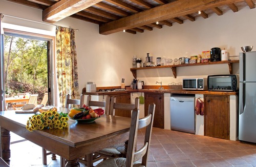 Montelaguardia Villa | Beautiful Hilltop 6 Bedroom Villa near Perugia