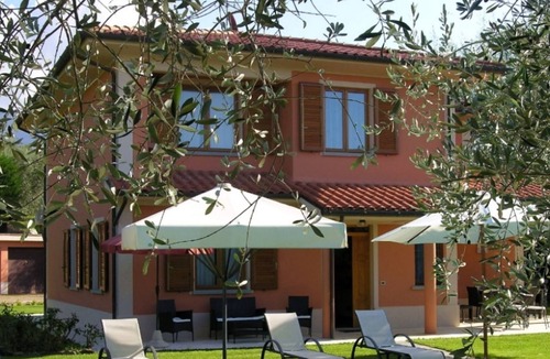 Loro Ciuffenna Villa | Beautiful independent villa with private swimming pool