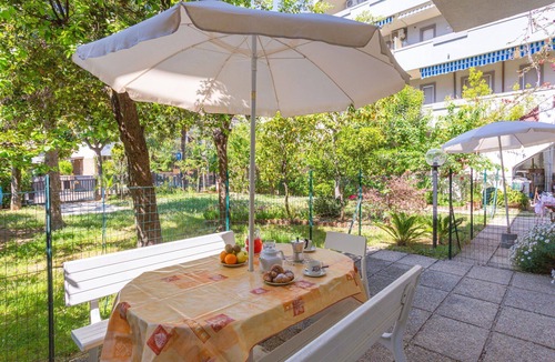 Francavilla al Mare Apartment | Beautiful apartment for 5 people with WIFI, A/C, TV and terrace