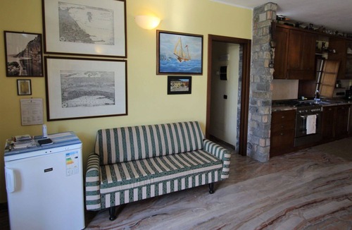 Sestri Levante House | Beautiful private villa for 6 guests with private pool, WIFI, A/C, TV, patio and pets allowed