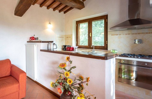 Roccastrada Villa | Beautiful private villa with private pool, WIFI, TV, patio, pets allowed and panoramic view