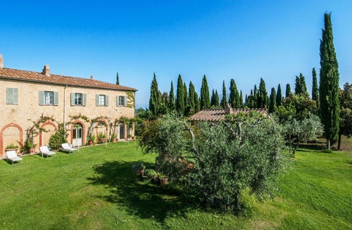Montalcino Villa | Beautiful private villa for 16 guests with private pool, A/C, WIFI, TV, patio and panoramic view