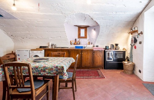 Roccabruna House | Beautiful private villa for 4 guests with WIFI, TV and patio