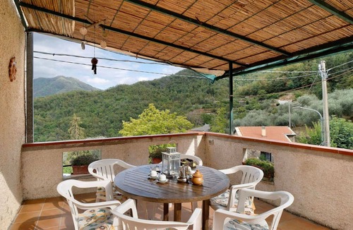Siglioli House | Beautiful private villa with WIFI, private pool, balcony, pets allowed and panoramic view