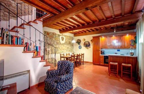 Bibbiena Villa | Beautiful private villa for 8 guests with WIFI, private pool, A/C and TV