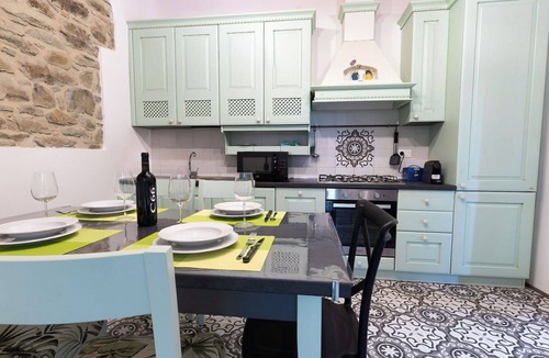 Subbiano House | Beautiful private villa for 5 guests with WIFI, private pool, TV, patio and pets allowed
