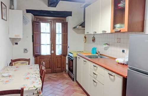 Pieve di Chio Villa | Beautiful private villa for 8 people with WIFI, private pool, patio and pets allowed