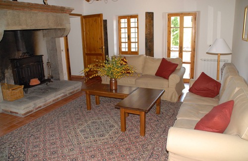 Bivio Lugnano House | Beautiful secluded Umbrian Farmhouse with Pool, mature gardens and grounds