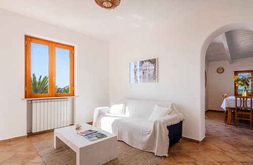 Succhivo House | Beautiful vacation home in panoramic position