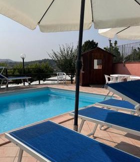 Camerano House | Belvedere Rooms con Piscina - Soggiorni Le Grotte