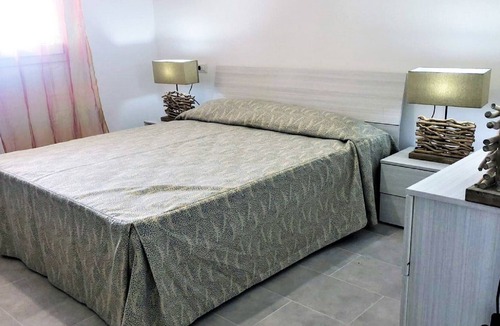 Baia degli Aranci Apartment | Belvilla by OYO Bilocale 3