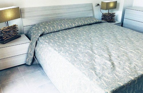 Baia degli Aranci Apartment | Belvilla by OYO Bilocale 3