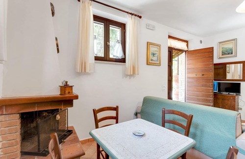 Assisi House | Belvilla by OYO Holiday Home in Assisi with Pool