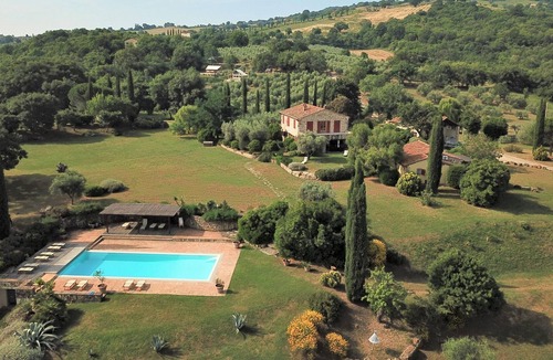 Scansano House | Belvilla by OYO Luxury Tent