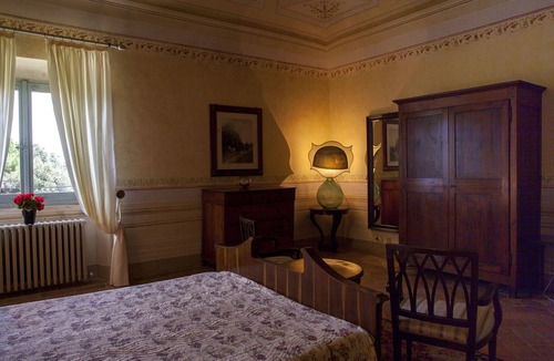 Centofinestre Apartment | Belvilla by OYO Ottrano - Villa centofinestre