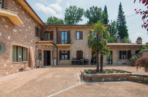 Fermignano Villa | Belvilla by OYO Villa Serra Alta 25
