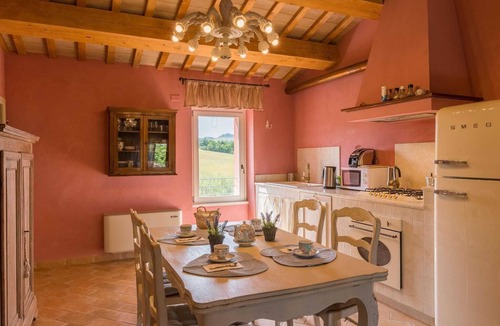 Fossombrone Villa | Belvilla by OYO Villa Cucco