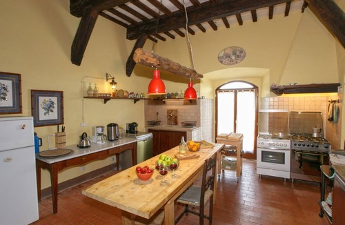 Graffignano Villa | Belvilla by OYO Villa Graffi