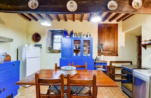 Monterchi House | Belvilla by OYO Welcoming Holiday Home with Pool