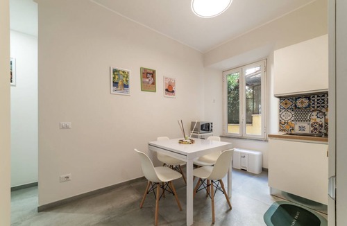 Universita Apartment | Between MM Bologna and Roma Tiburtina Cozy Apartment