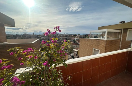 Fano Apartment | 'Between Sky and Sea by Vale' Apartment with Balcony and Air Conditioning
