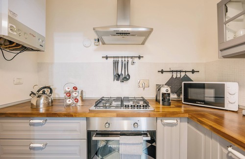 Spoleto Apartment | BHR - The Window on Spoleto