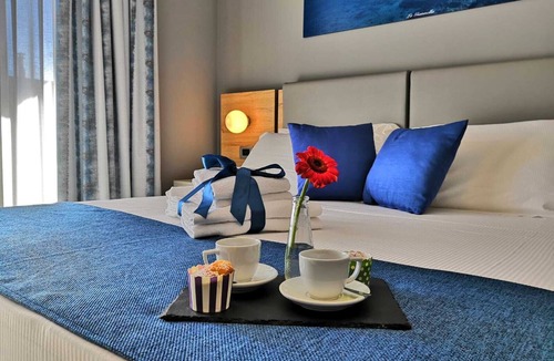 Porto Santo Stefano Hotel | Bike&Boat Argentario Hotel