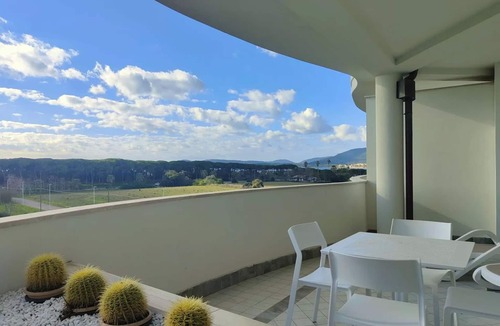 Naples Apartment | Bilo Magda - One Bedroom Apartment, Sleeps 4