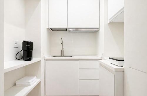 Navigli Apartment | Black Lux 2BR Apartment in Milan close to Navigli