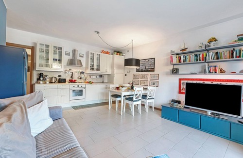 Sasso Moro Apartment | Blu Oltrelago: Leggiuno Lake Maggiore Apt w/Shared Pool & Garden, Leggiuno, Italy