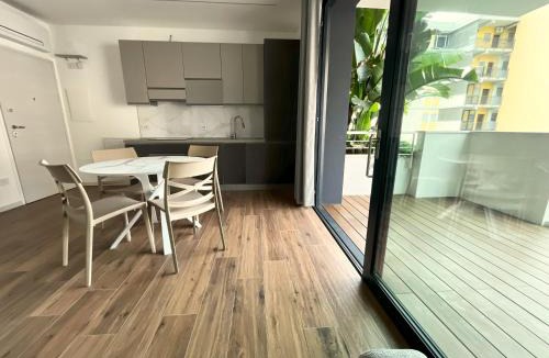 Porto d'Ascoli Apartment | BLUESuite - Nuovissimo trilocale a 30m dalla spiaggia, con terrazza sul mare e box