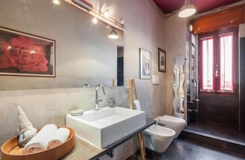Rottole Apartment | Bohemien Chic 20 minutes from the Duomo by Hôtea