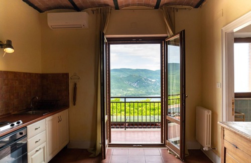 Villa Santa Maria Apartment | Bomba vista lago 8 by Interhome