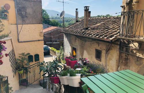 Vignanello House | BON BON