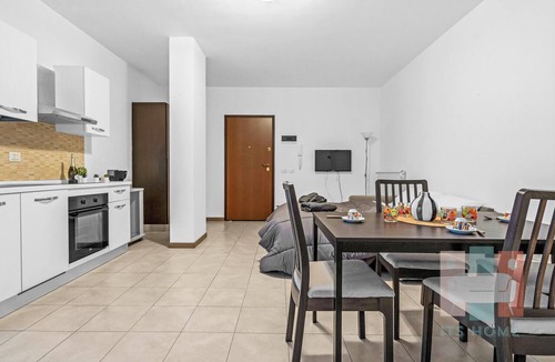 Dergano Apartment | BON7 Bright Apartment in Milan for 4