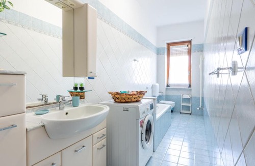Mirafiori Sud Apartment | Bordighera House